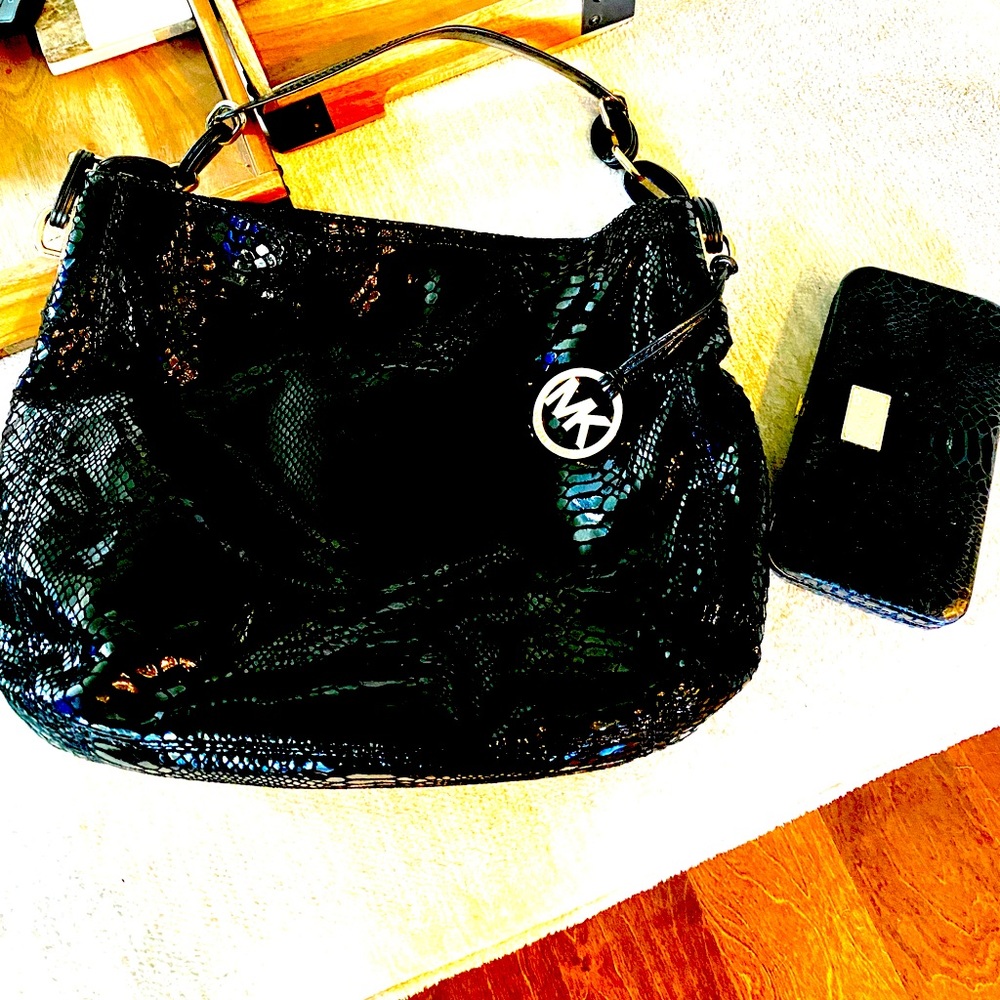 Micheal Kors authentic handbag and wallet